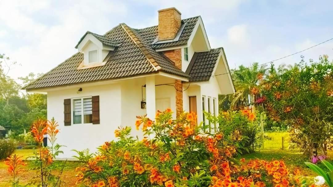 Tehel Farmhouse Malacca Exterior foto